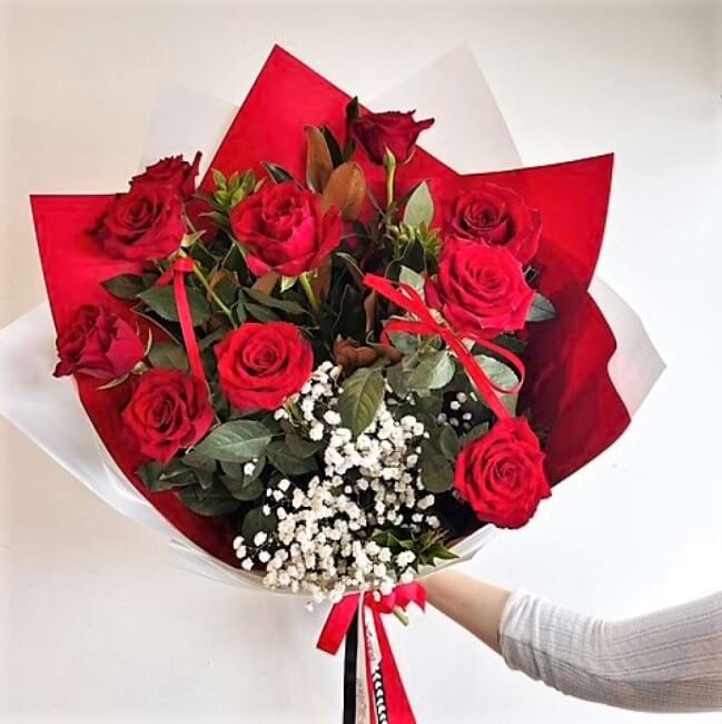 1 Dozen Premium Roses